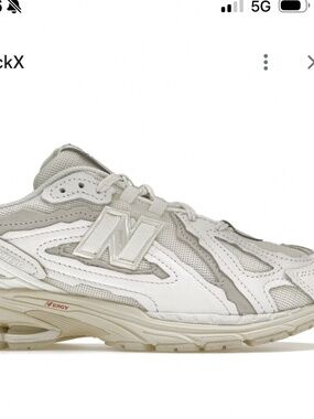 New Balance 1906D sneakers